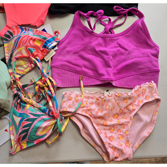 Colorful Swim Bundle Women's S-M 9 Pieces 6 Tops & 3 Bottoms / 8 Are NWT - Picture 4 of 15